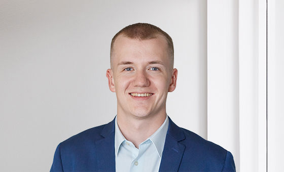 Portraitfoto von Marvin Müller, Berater Privatkunden bei der St.Galler Kantonalbank