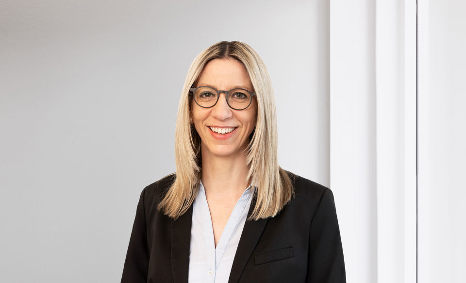 Portraitfoto von Monika Albrecht, Senior Assistentin Private Banking bei der St.Galler Kantonalbank