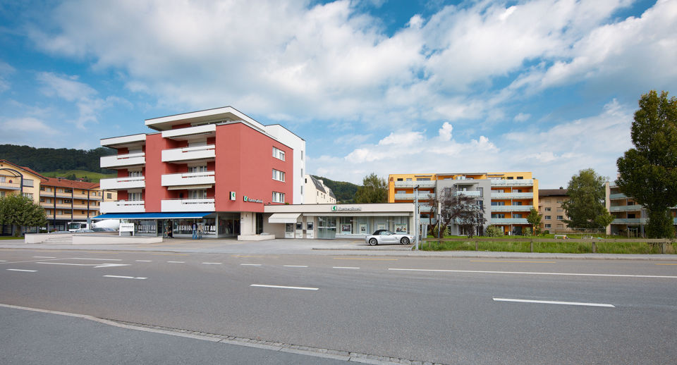 Ansicht vom Gebäude der Niederlassung der St.Galler Kantonalbank in Au
