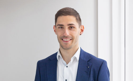 Portraitfoto von Rémy Erismann, Leiter Privatkunden bei der St.Galler Kantonalbank