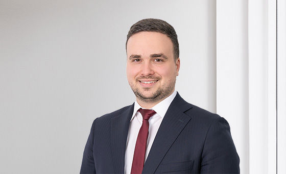 Portraitfoto von Manuel Zollinger, Kundenberater Private Banking bei der St.Galler Kantonalbank