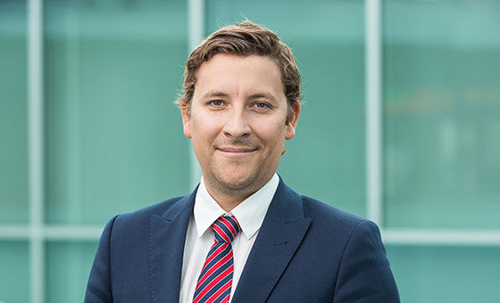Portraitfoto von Thomas Riklin, Leiter Unternehmensentwicklung bei der St.Galler Kantonalbank