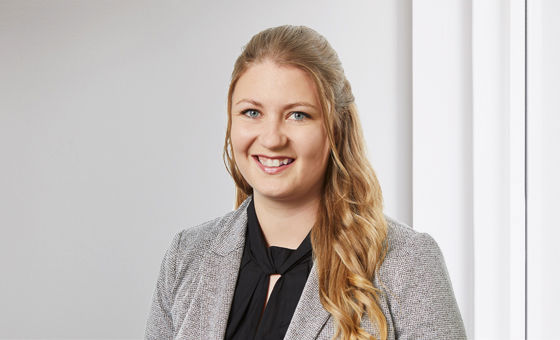 Portraitfoto von Eliane Kurath, Senior Beraterin Privatkunden bei der St.Galler Kantonalbank