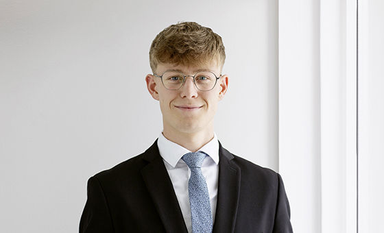 Portraitfoto von Marco Geisser, bei der St.Galler Kantonalbank