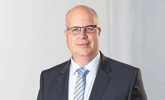 Portraitfoto von Patrick Ferrari, Senior Kundenberater Private Banking bei der St.Galler Kantonalbank