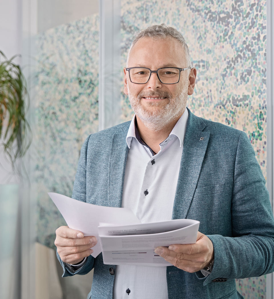 Portraitfoto von Manfred Seebacher, Leiter Niederlassung bei der St.Galler Kantonalbank