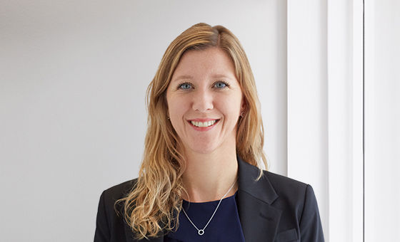 Portraitfoto von Sara Gähler, Teamleiterin Fachstelle Finanzieren PK bei der St.Galler Kantonalbank