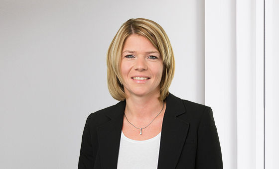 Portraitfoto von Manuela Kuster, Senior Fachspezialistin Firmenkunden bei der St.Galler Kantonalbank