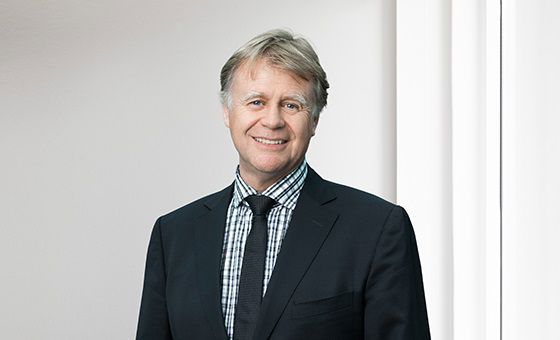 Portraitfoto von Daniel Ehrat, Senior Berater Unternehmensnachfolge bei der St.Galler Kantonalbank