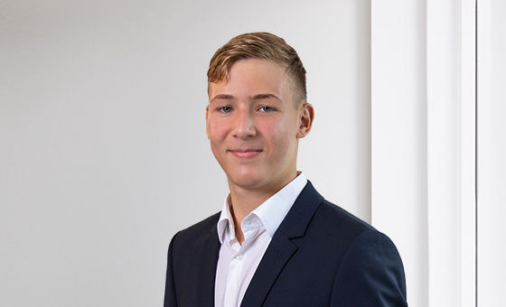 Portraitfoto von Lean Jud, Lernender bei der St.Galler Kantonalbank