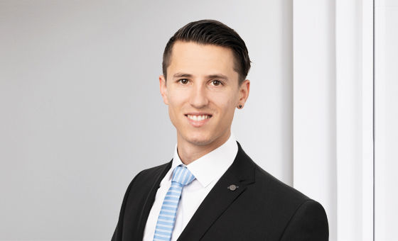 Portraitfoto von Samuel Pfiffner, Senior Berater Privatkunden bei der St.Galler Kantonalbank