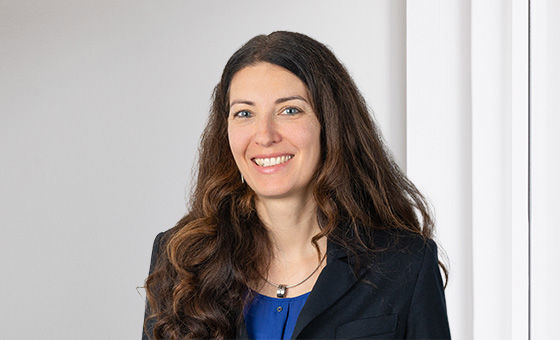Portraitfoto von Seraina Arnet, Senior Assistentin Private Banking bei der St.Galler Kantonalbank