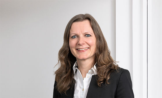 Portraitfoto von Anja Felder, Finanzanalystin bei der St.Galler Kantonalbank