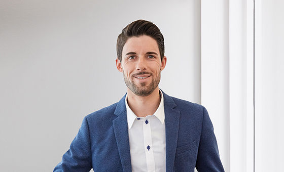 Portraitfoto von Tobias Zuberbühler, Berater Privatkunden bei der St.Galler Kantonalbank