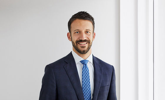 Portrait Matthias Müller, Senior Finanzanalyst der St.Galler Kantonalbank