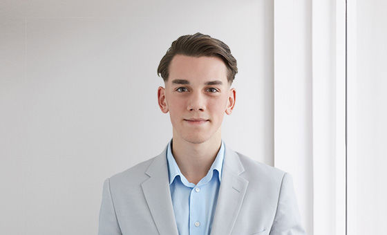 Portraitfoto von Alessio Francesco Gioiella, Kundenberater bei der St.Galler Kantonalbank