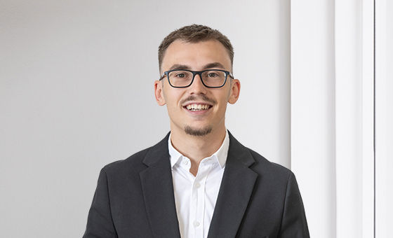 Portraitfoto von Livio Bolt, Fachspezialist Privatkunden bei der St.Galler Kantonalbank