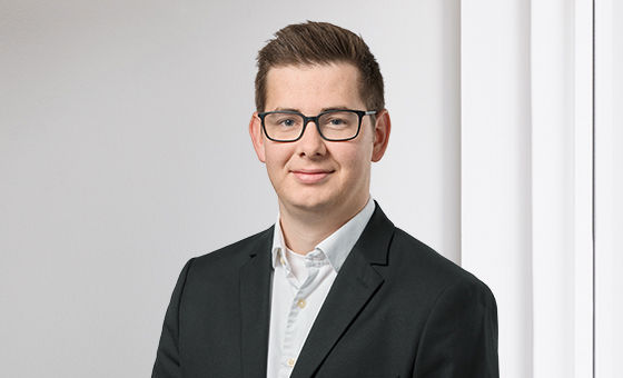 Portraitfoto von Sandro Alig, Fachspezialist Privatkunden bei der St.Galler Kantonalbank